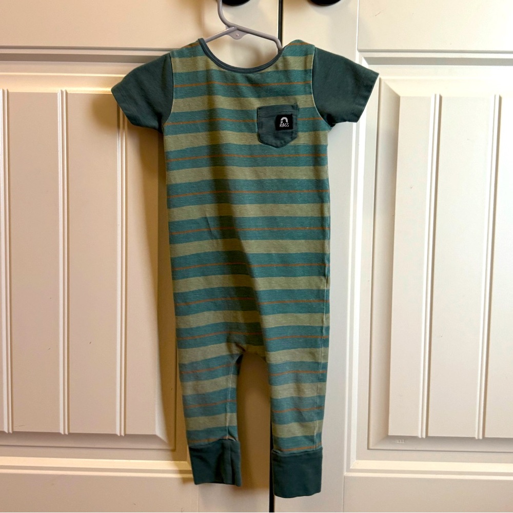 Rags to Raches Short Sleeve Romper 12-18M